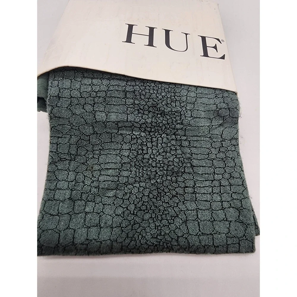 HUE crocodile luster